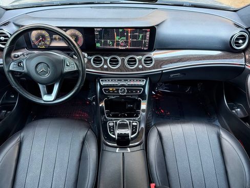 Used 2018 Mercedes-Benz E 400 4MATIC Wagon image 19