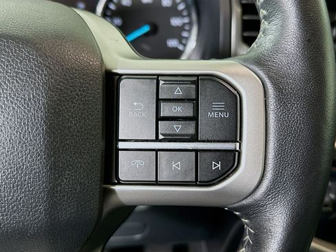 Used 2024 Ford Expedition Max XLT image 17