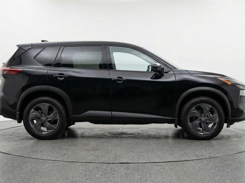 Used 2025 Nissan Rogue SV AWD/4WD image 11