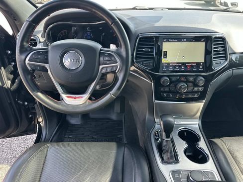 Used 2021 Jeep Grand Cherokee Trailhawk w/ Trailhawk Luxury Group AWD/4WD image 19