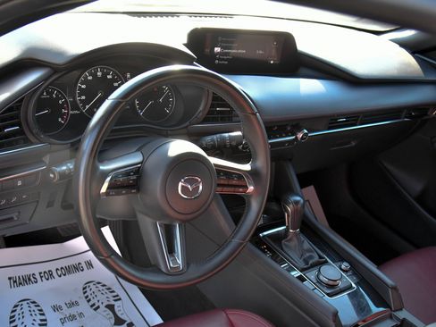 Used 2024 MAZDA MAZDA3 s image 16