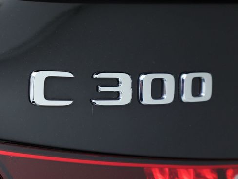 Used 2025 Mercedes-Benz C 300 4MATIC Sedan image 34