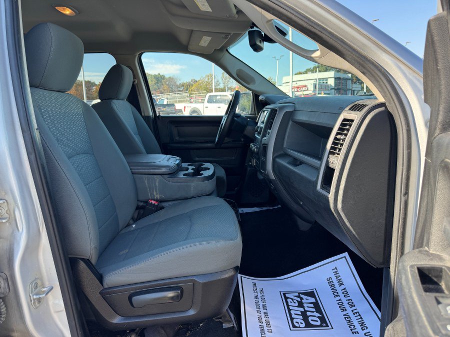 Used 2014 RAM 1500 ST w/ SXT Appearance Group AWD/4WD image 18