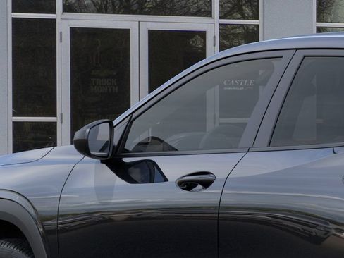 New 2026 Chevrolet Trax LS FWD image 18