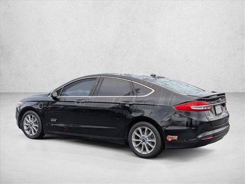 Used 2017 Ford Fusion Energi Titanium image 8