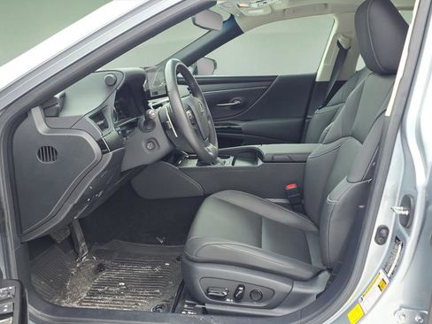 Certified 2023 Lexus ES 350 w/ Premium Package image 10