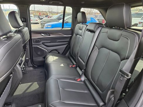 New 2026 Jeep Grand Cherokee Limited AWD/4WD image 28