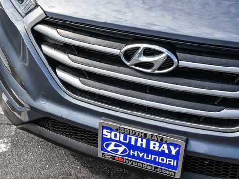 Used 2018 Hyundai Tucson SE FWD image 11