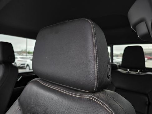 Used 2024 Chevrolet Silverado 2500 LTZ w/ LTZ Convenience Package AWD/4WD image 21