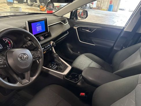 Certified 2025 Toyota RAV4 XLE AWD/4WD image 17
