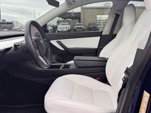 Used 2022 Tesla Model Y Performance AWD/4WD image 6
