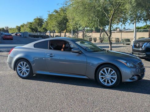 Used 2015 INFINITI Q60 Journey w/ Premium Package image 6