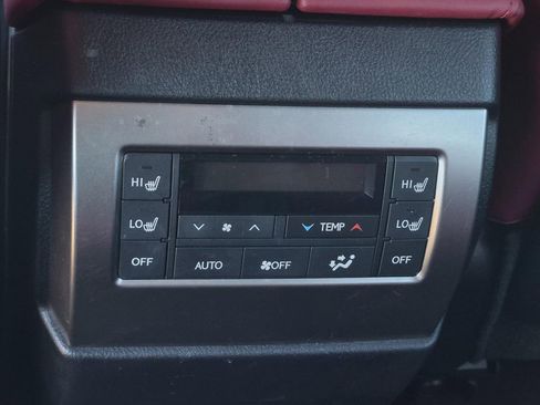 Used 2023 Lexus GX 460 Luxury w/ Accessory Package AWD/4WD image 16