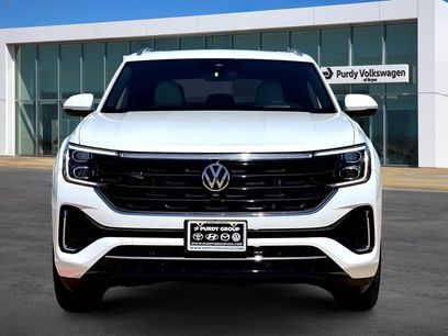 New 2026 Volkswagen Atlas Cross Sport SEL Premium R-Line