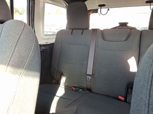 Certified 2024 Jeep Wrangler Unlimited Rubicon image 18