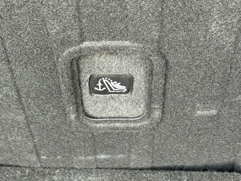 Used 2021 Nissan Rogue S FWD image 18
