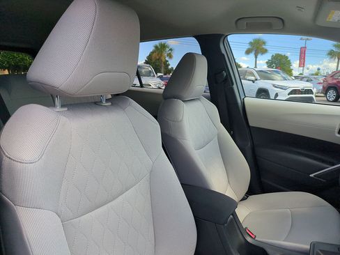 Certified 2026 Toyota Corolla Cross LE FWD image 33