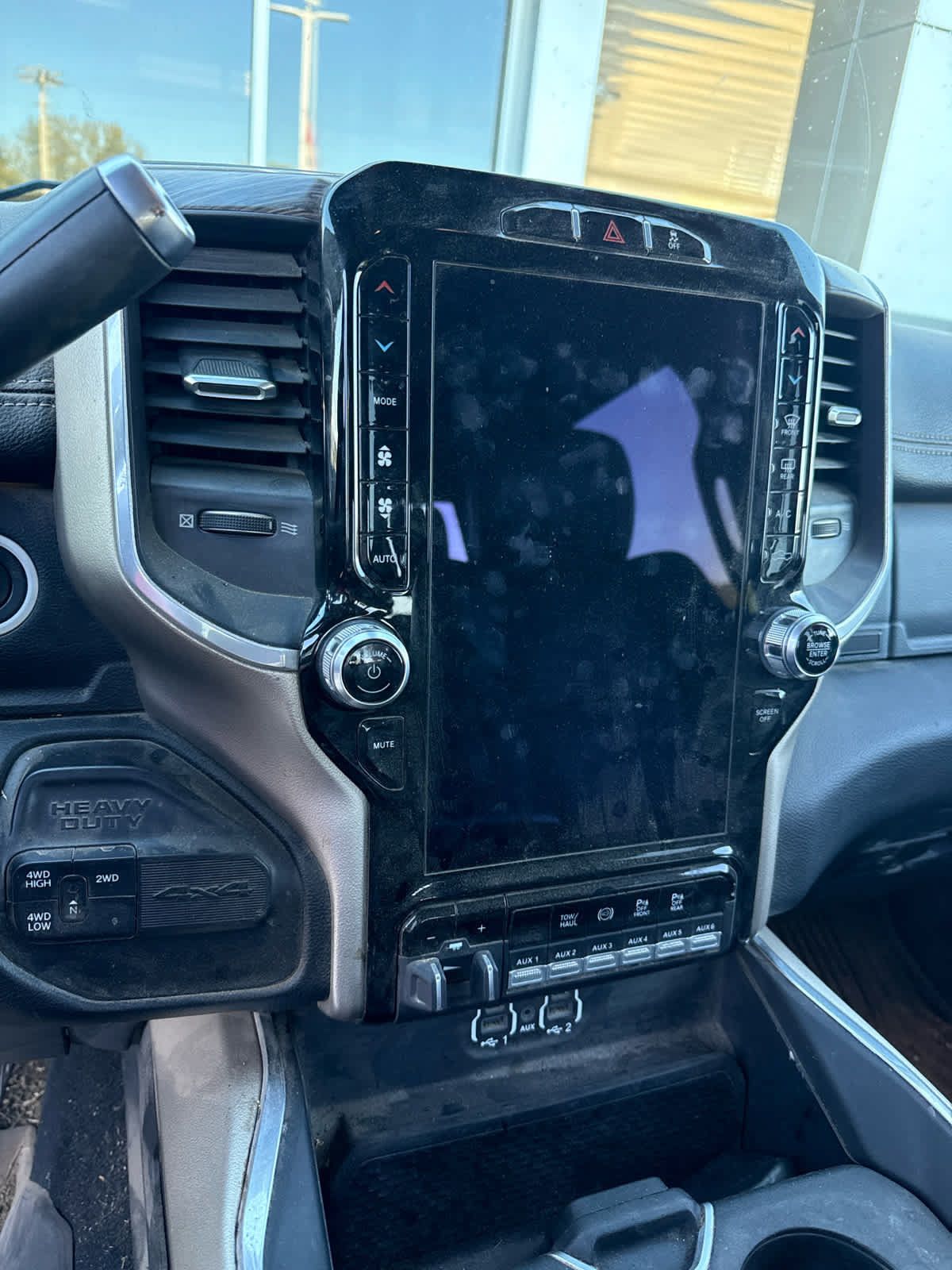 Used 2020 RAM 3500 Laramie AWD/4WD image 12