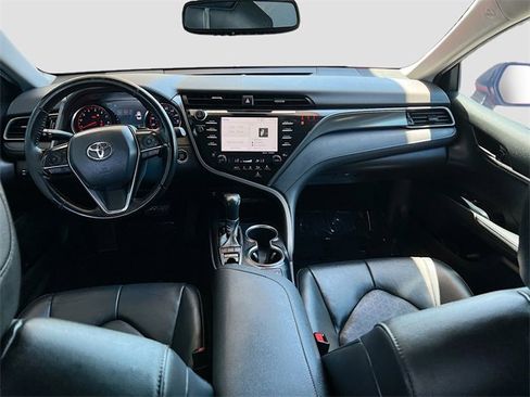 Used 2019 Toyota Camry XSE image 23