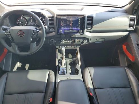 Used 2023 Nissan Frontier PRO-4X w/ Pro-4X Premium Package image 3
