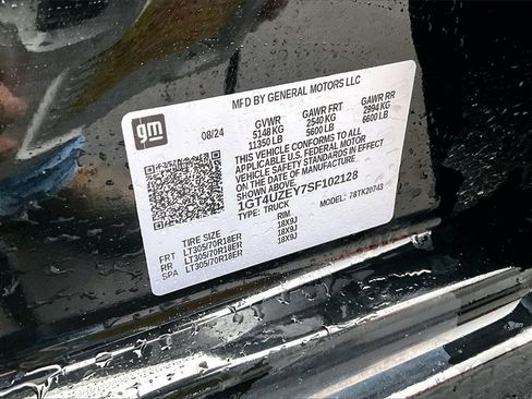 Used 2025 GMC Sierra 2500 AT4X w/ AT4X AEV Edition image 36