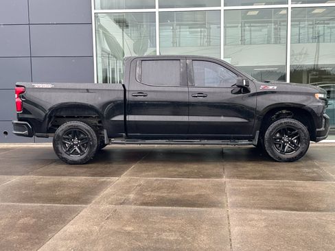Used 2020 Chevrolet Silverado 1500 LT Trail Boss AWD/4WD image 2