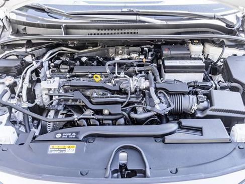 Used 2025 Toyota Corolla XSE FWD image 29