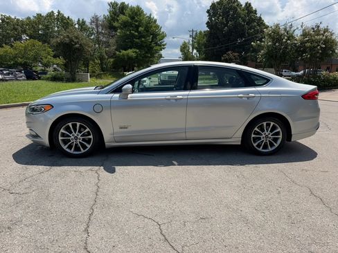 Used 2017 Ford Fusion Energi SE FWD image 6