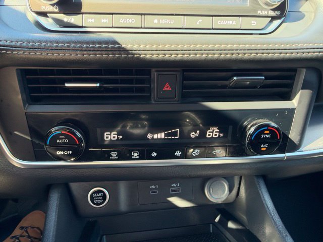 Used 2023 Nissan Rogue SV FWD image 36