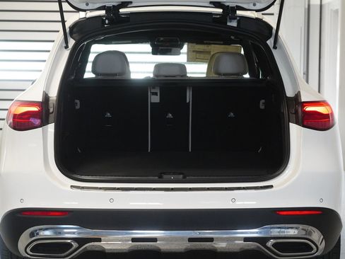 New 2026 Mercedes-Benz GLC 300 4MATIC image 33
