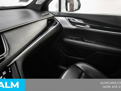 Used 2024 Cadillac XT5 Premium Luxury AWD/4WD image 39