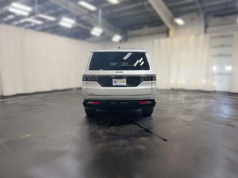 New 2026 Jeep Grand Wagoneer L Limited image 10