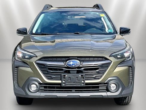 Used 2023 Subaru Outback Premium AWD/4WD image 2