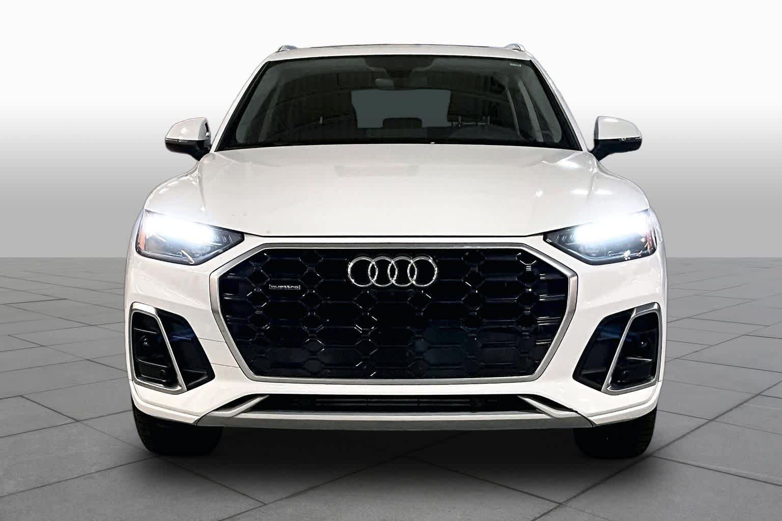 Used 2023 Audi Q5 2.0T Premium Plus w/ Premium Plus Package AWD/4WD image 4