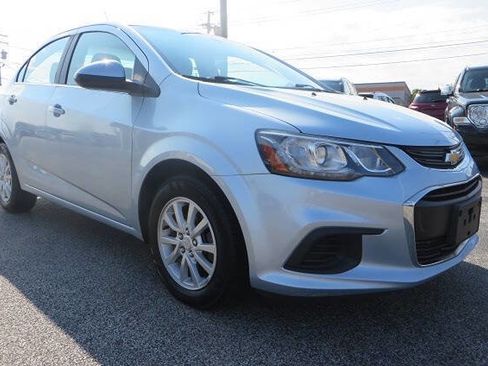 Used 2017 Chevrolet Sonic LT w/ Convenience Package image 1