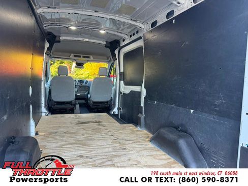 Used 2018 Ford Transit 250 148 Medium Roof image 10