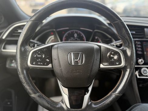 Used 2019 Honda Civic Sport image 18