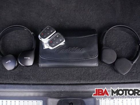 Used 2020 Cadillac Escalade ESV Platinum image 75