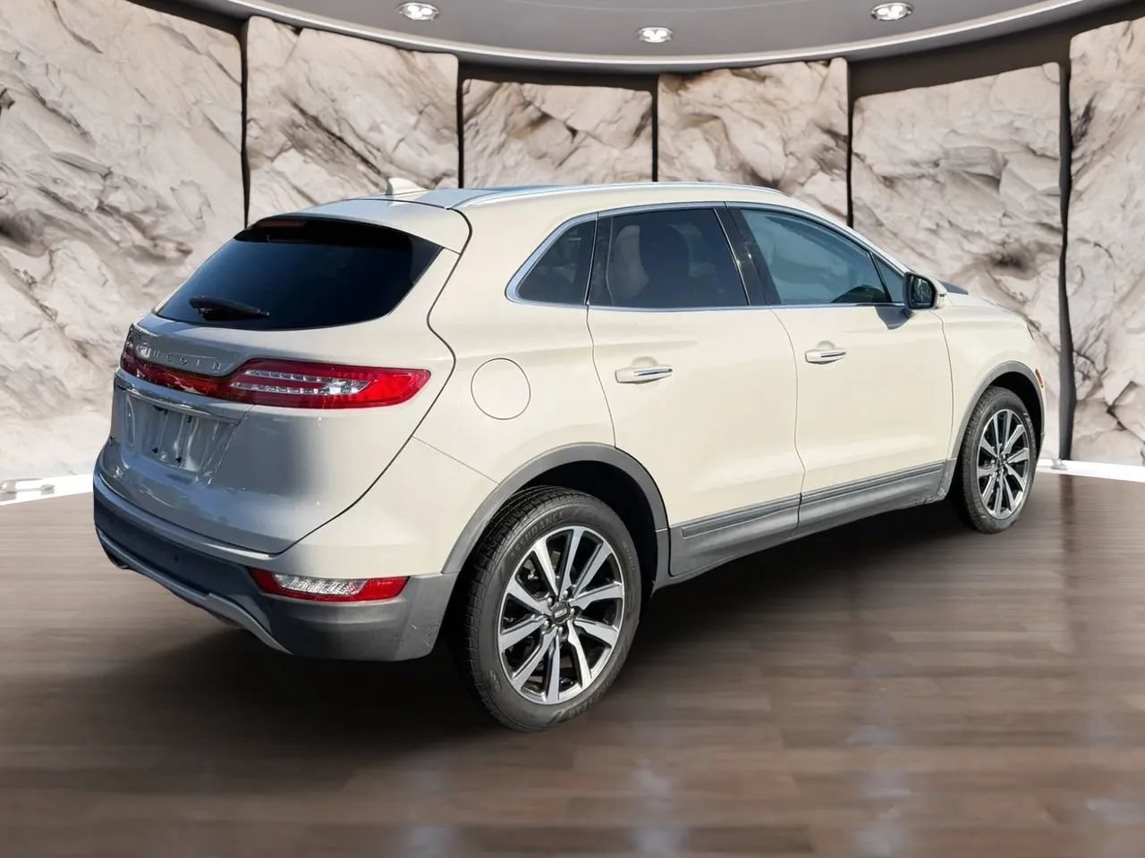 Used 2019 Lincoln MKC Reserve w/ MKC Climate Package AWD/4WD image 5
