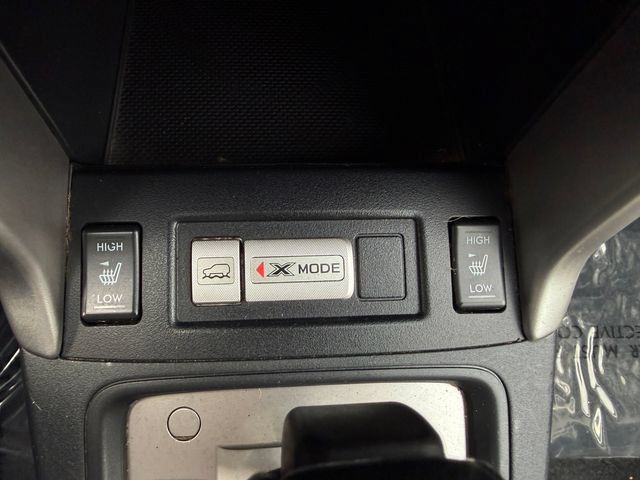 Used 2017 Subaru Forester 2.5i Limited AWD/4WD image 10