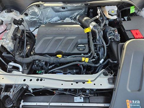 New 2026 Chevrolet Trax ACTIV w/ Sunroof Package image 19