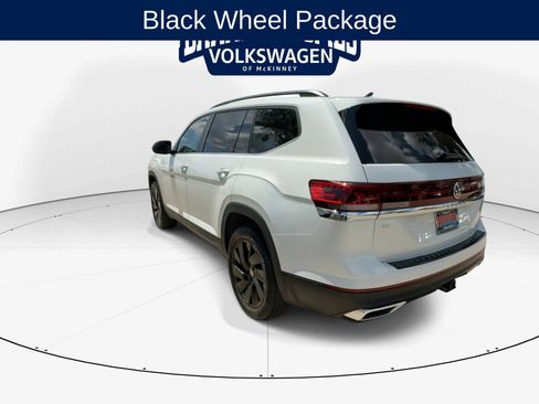 Used 2026 Volkswagen Atlas SE AWD/4WD image 7