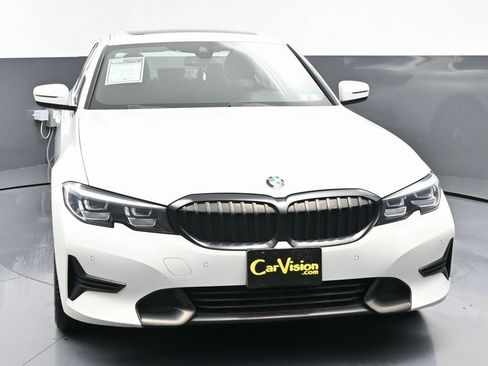 Used 2021 BMW 330e w/ Driving Assistance Package image 4