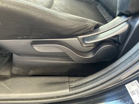 Used 2021 Mitsubishi Outlander Sport ES FWD image 32