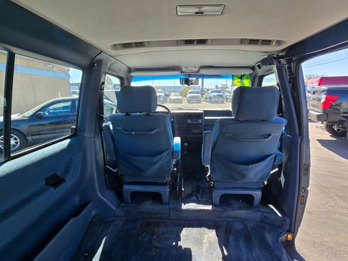 Used 1993 Volkswagen Eurovan GL image 13