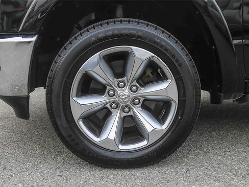 Used 2019 RAM 1500 Limited w/ Advanced Safety Group image 11