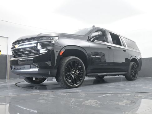 Used 2021 Chevrolet Suburban LT image 60