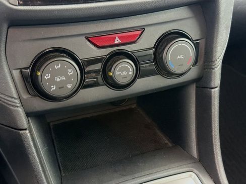 Used 2018 Subaru Crosstrek 2.0i Premium w/ Popular Package #2 image 15