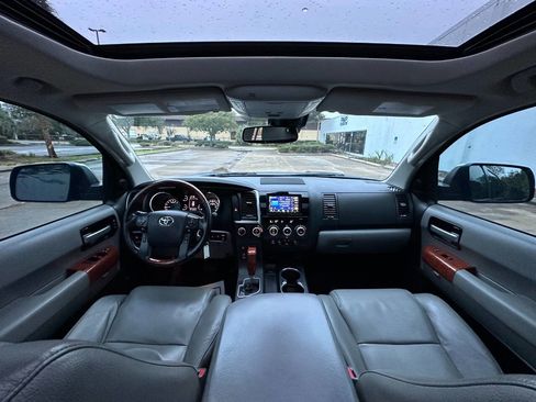 Used 2019 Toyota Sequoia Platinum image 21