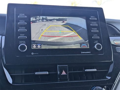 Certified 2022 Toyota Camry SE image 12